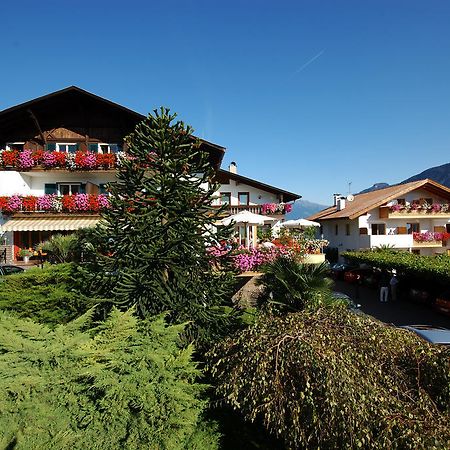 Hotel & Residenz Traubenheim Nalles Eksteriør billede